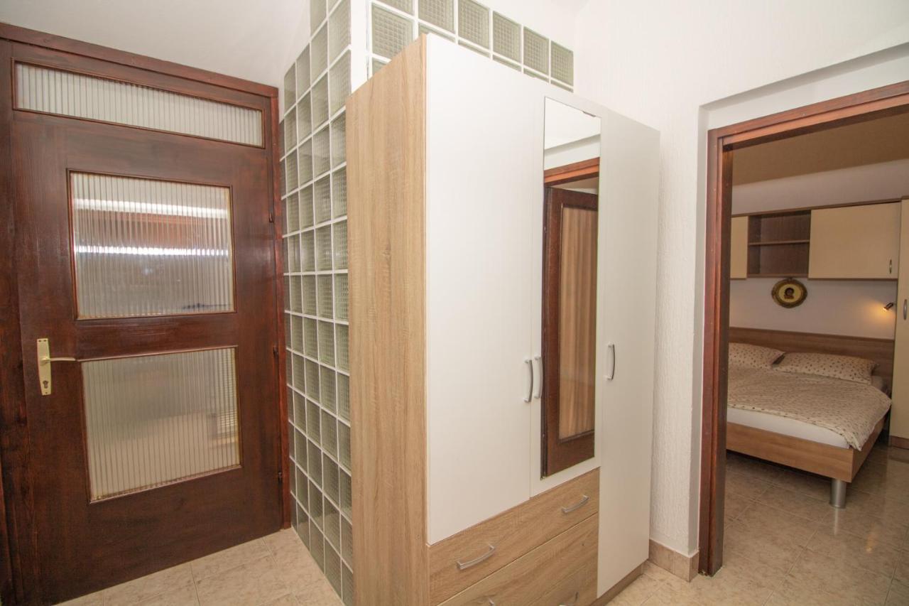 באסקה Renata Apartment With A View מראה חיצוני תמונה